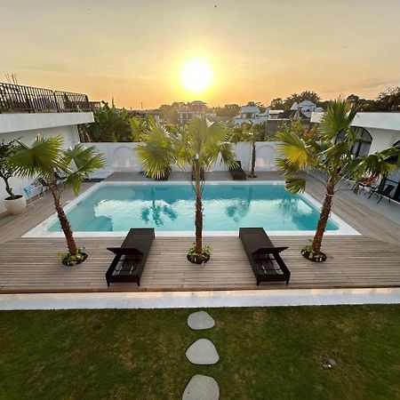 Casadela Canggu Exterior photo
